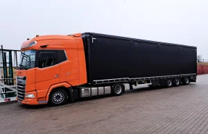 Transporte bis 16m Länge - Auf dem Weg zum Kunden